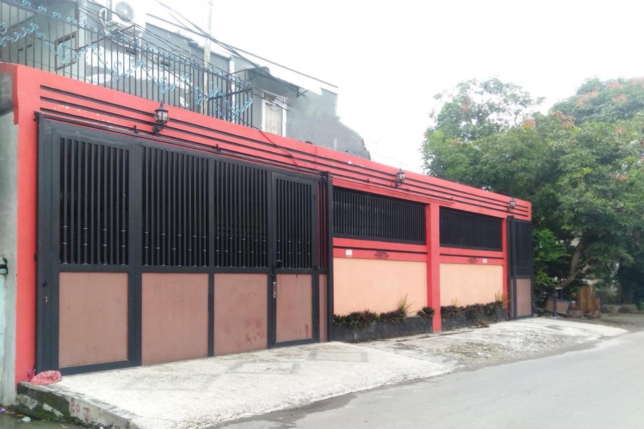 Oyo 90119 Dorowati Syariah 2* Medan